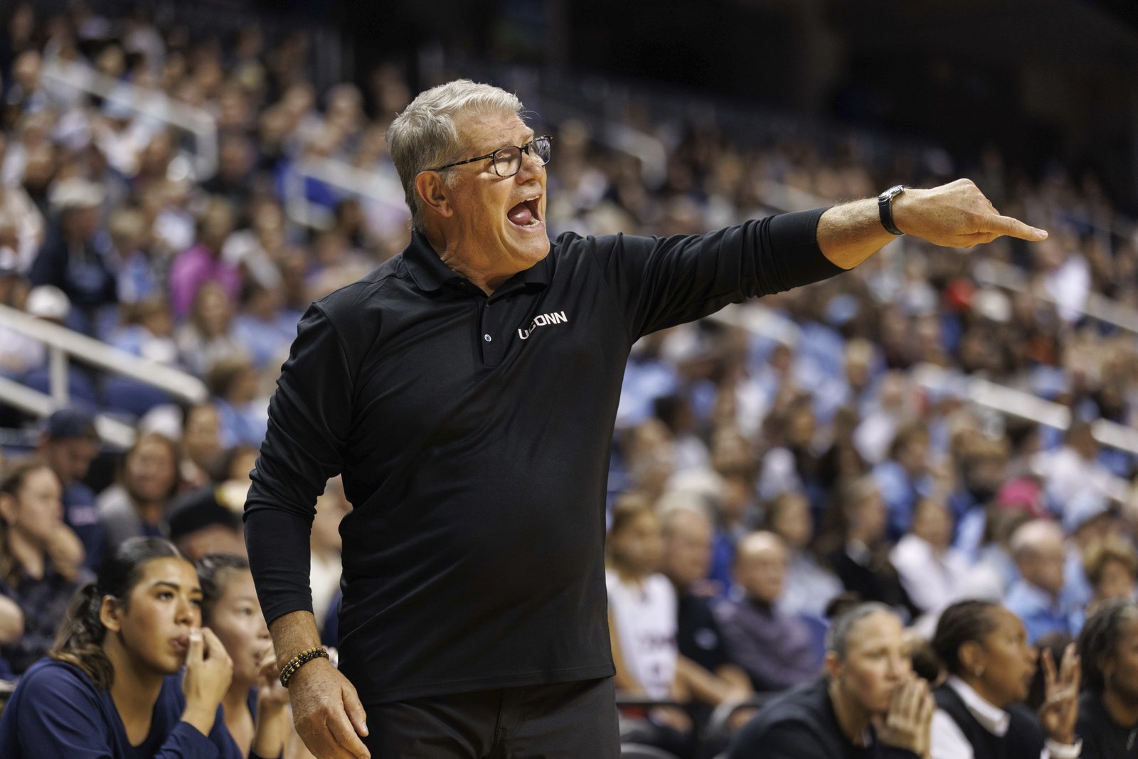 UConn's Geno Auriemma earns NCAA-record 1,217th victory