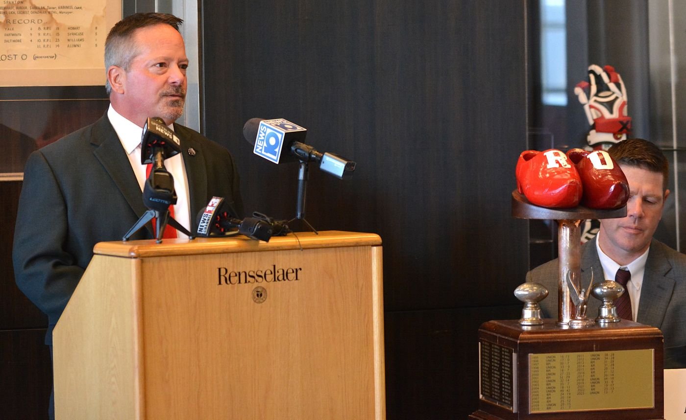 NCAA FOOTBALL: Dutchman Shoes rivalry unshaken by losing seasons between RPI, Union