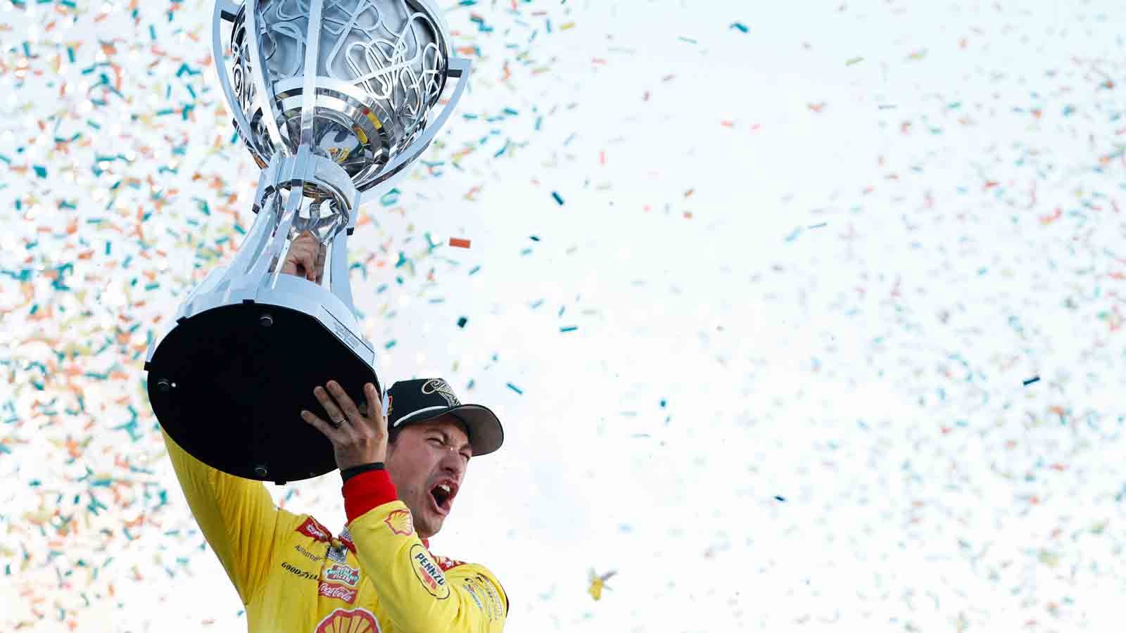 Joey Logano wins Phoenix finale for 3rd NASCAR Cup championship
