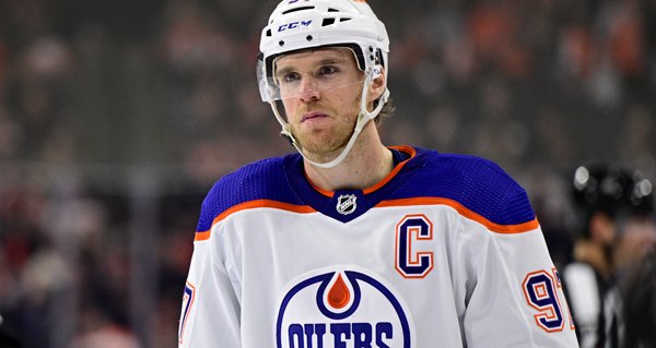 Connor McDavid Trails Only Wayne Gretzky On Franchise Point List
