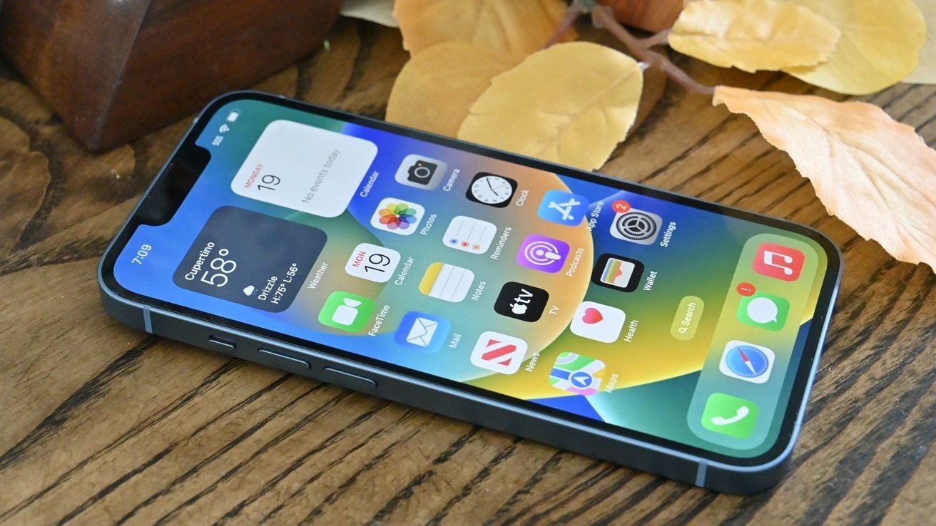 Apple could have sold me an iPhone SE 4, but it won't sell me the iPhone 16e