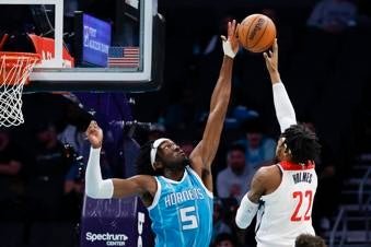 NBA: Hornets deal Williams to Lakers