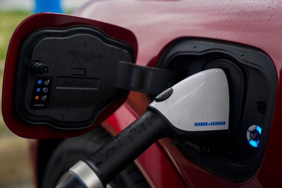 Republicans propose fees on EVs, other passenger vehicles to fund transportation programs
