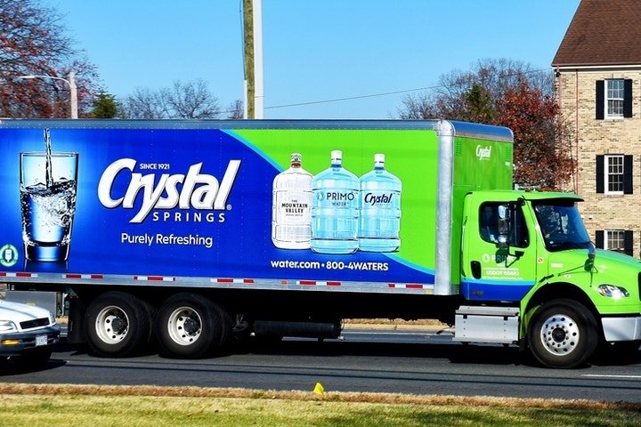 Primo Brands Coverage Initiated: Analyst Sees EBITDA Gains From Cost Cuts, Bottled Water Momentum