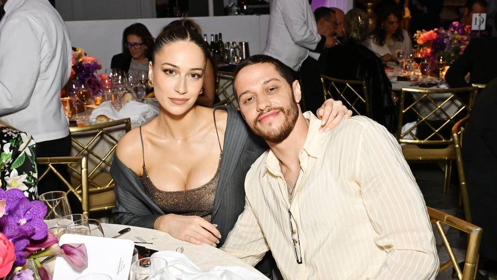 How Pete Davidson Feels About Girlfriend Elsie Hewitt's Pregnancy: Source