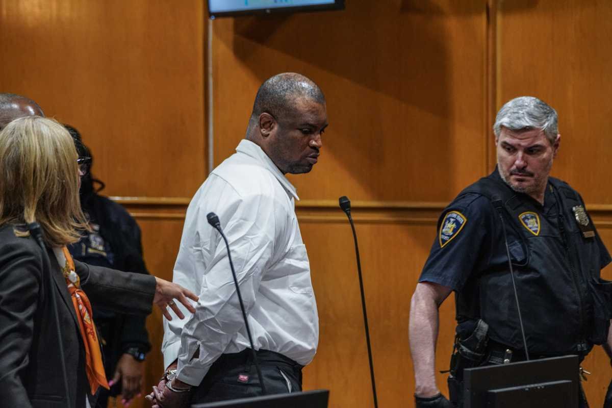 Cold-blooded Queens murder suspect used slain couple’s credit cards after killing them in their home: DA