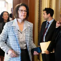Full List of Democrats Joining GOP Against Shutdown in 4th Senate Vote