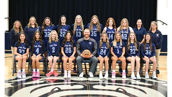 Lady Bulldogs edge Sullivan East as Smith scores 31