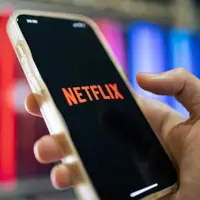 Netflix Stock Went from Boom to Bust This Year: How to Play the Stock for 2026
