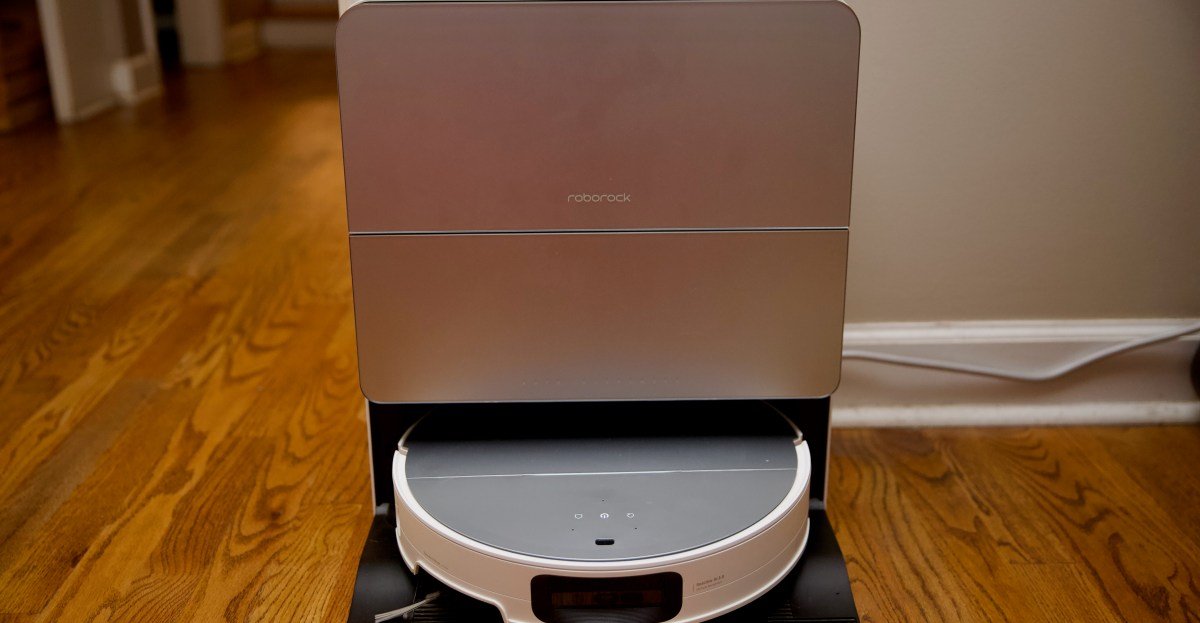 Roborock’s powerful Saros 10 robovac is still at its lowest price ever