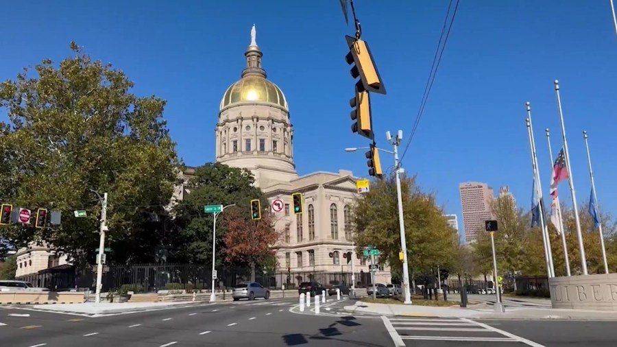 Georgia lawmakers return to Capitol for start of 40-day legislative session