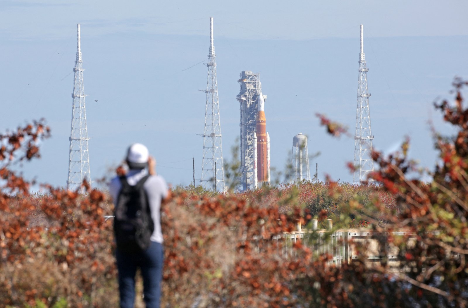 NASA delays astronaut moon mission again after new rocket problem