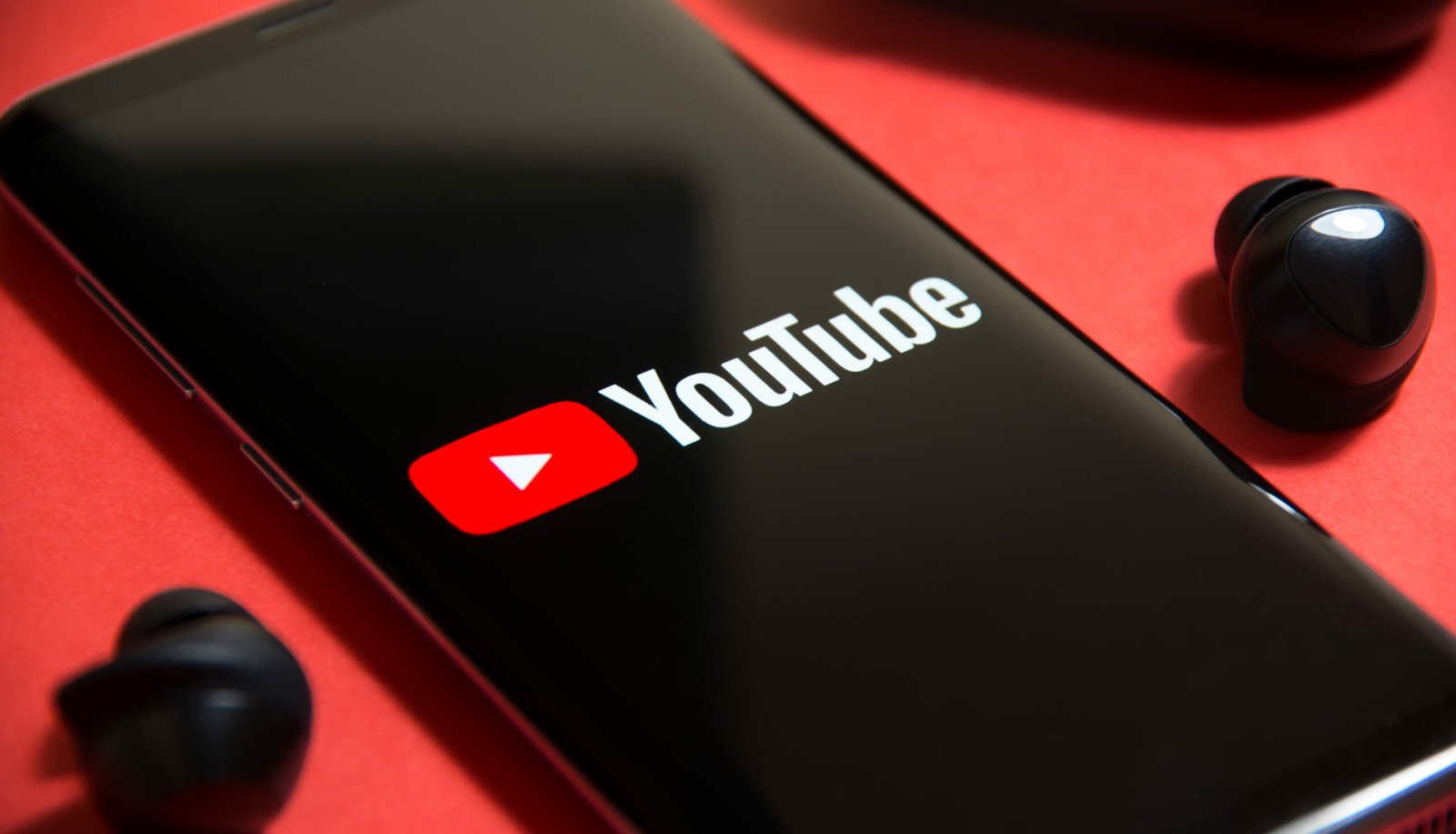 YouTube Will Start Using AI To Make You Playlists If You’re a Premium Subscriber
