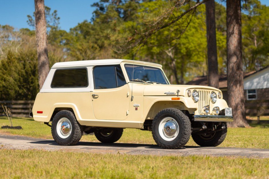 1970 Jeep Jeepster Commando V6 3-Speed