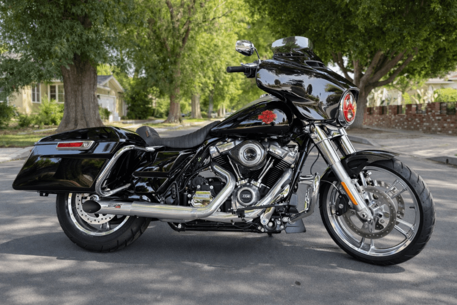 114ci-Powered 2020 Harley-Davidson Electra Glide Standard at No Reserve
