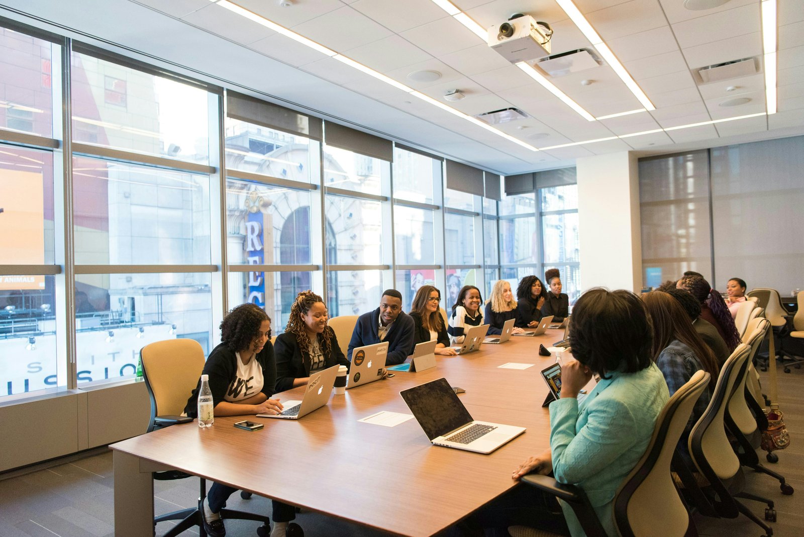 Governing the Machine: How Enterprises Should Expose Trusted Data to Autonomous AI Systems