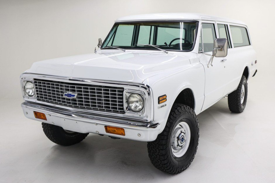 6.0L Vortec-Powered 1972 Chevrolet K10 Suburban 4×4