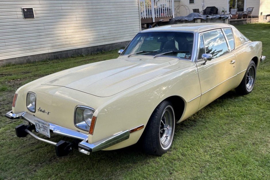 1981 Avanti II