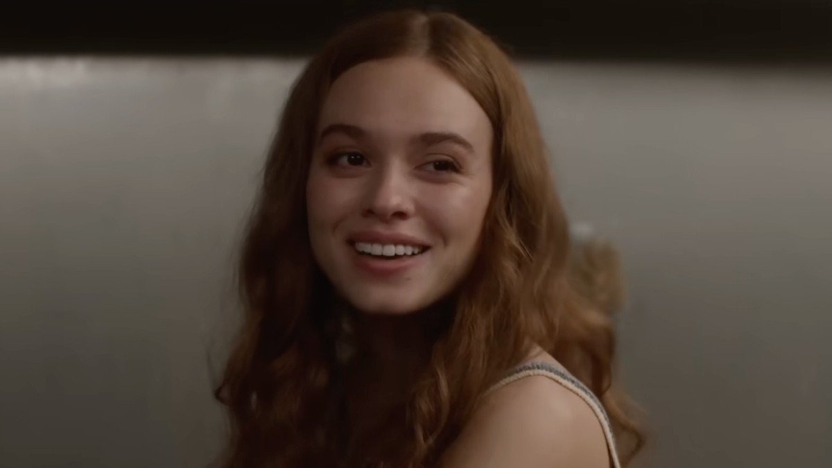 Every Year After Trailer Previews Nostalgic Prime Video Series With Westworld Star