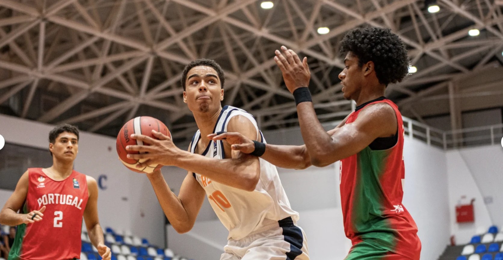 Dutch forward Endurance Aiyamenkhue commits to Arizona men’s basketball