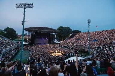 Forest Hills Stadium concertgoers raise over $16K for Queens Community House