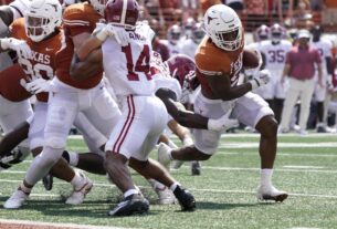 No. 1 Alabama wins 20-19 over Texas