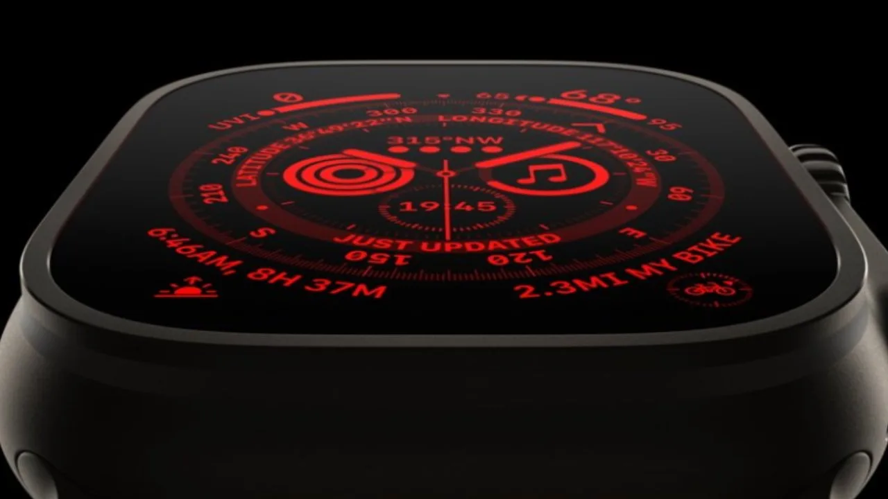 57860 117824 000 lead Apple Watch Ultra red face xl jpg
