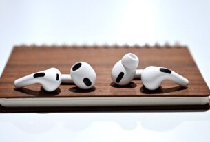 61491 127015 0 90671 AirPods 3 and pro xl xl