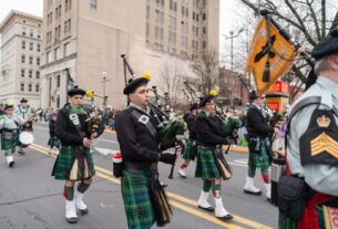 RHR L STPATRICKSPARADE 0316 38
