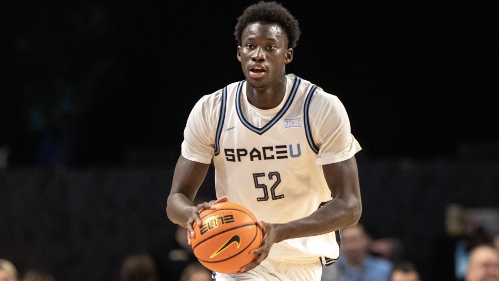 TOS L ucf basketball 0118 03 2