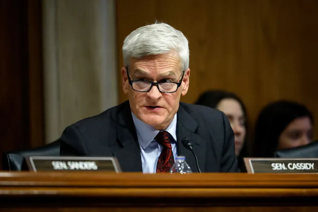 rfk jr wont appear before senate panel this week