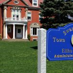 RS38000 Newssct 4 26 13 town hall 1 1 e1712842186345