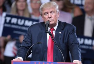 1024px Donald Trump 27150816364