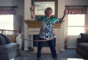 250802 HULA GIRL joan hooping courtesy Riess Hill ch 1618 c5847f