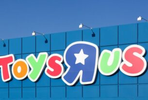 feature toys r us new store locations holidays 1