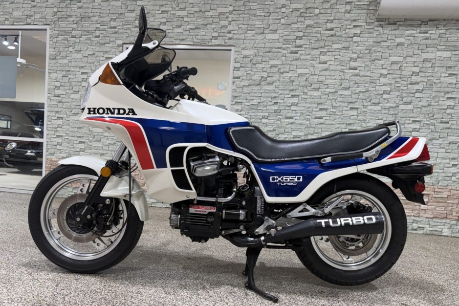 1983 honda cx650 turbo img 0962 82953