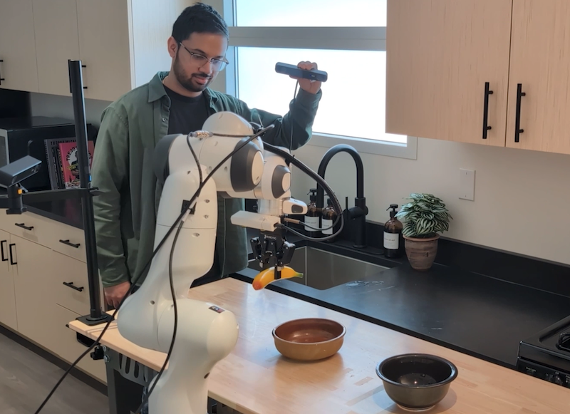 ai2 molmobot molmospaces 6