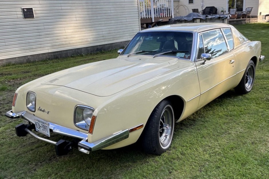 1981 Avanti II