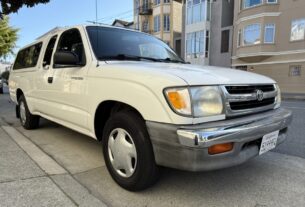 1999 toyota tacoma img 5406 97584