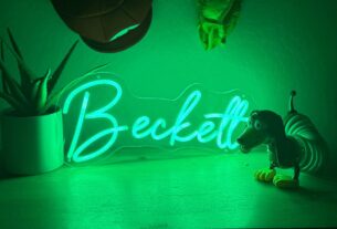 Custom Neon Sign 1