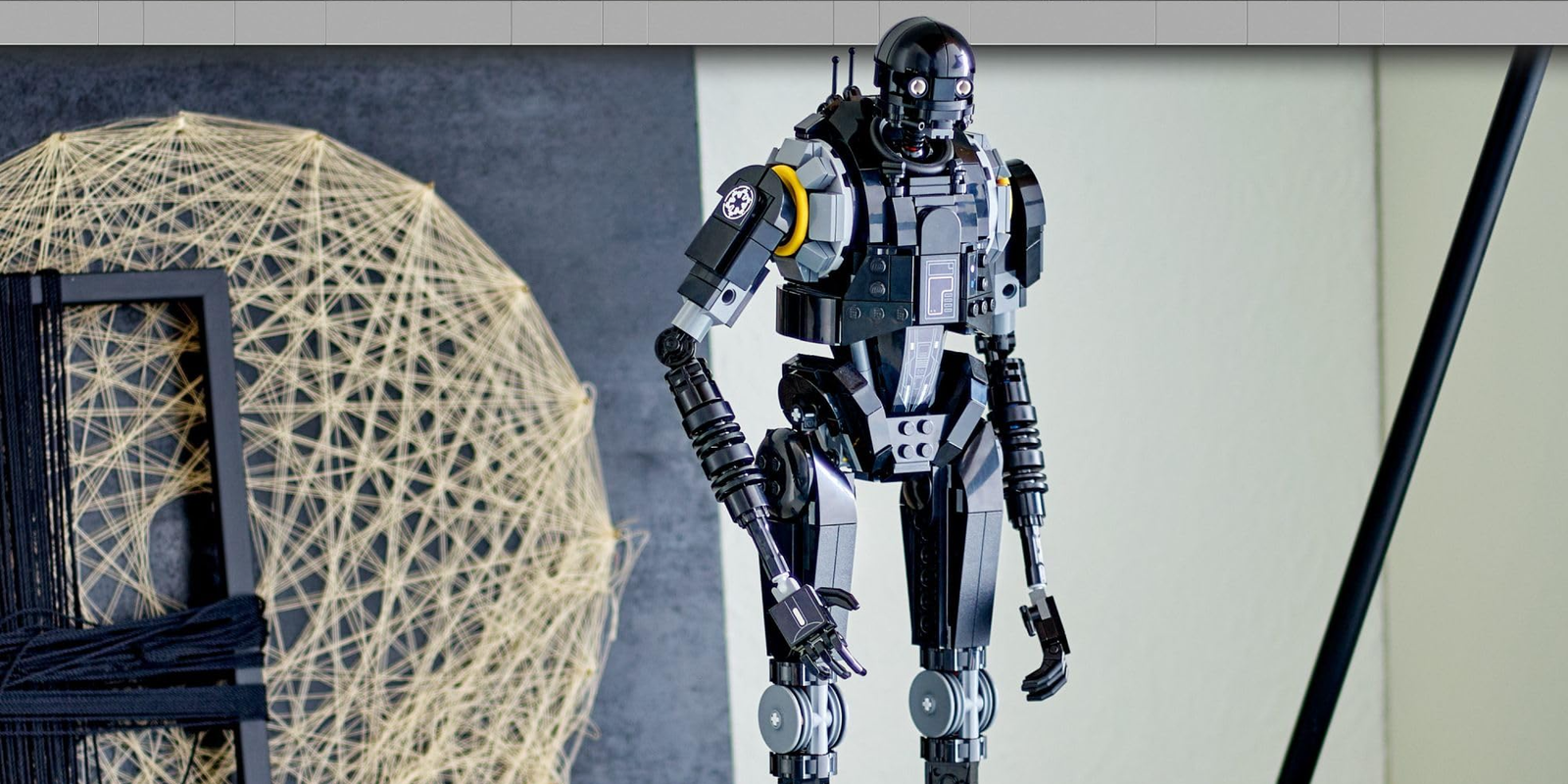 Bring LEGO’s imposing Andor K-2SO security droid set to your Star Wars collection while down at $72 1 LEGO Star Wars Andor K 2SO Security Droid set